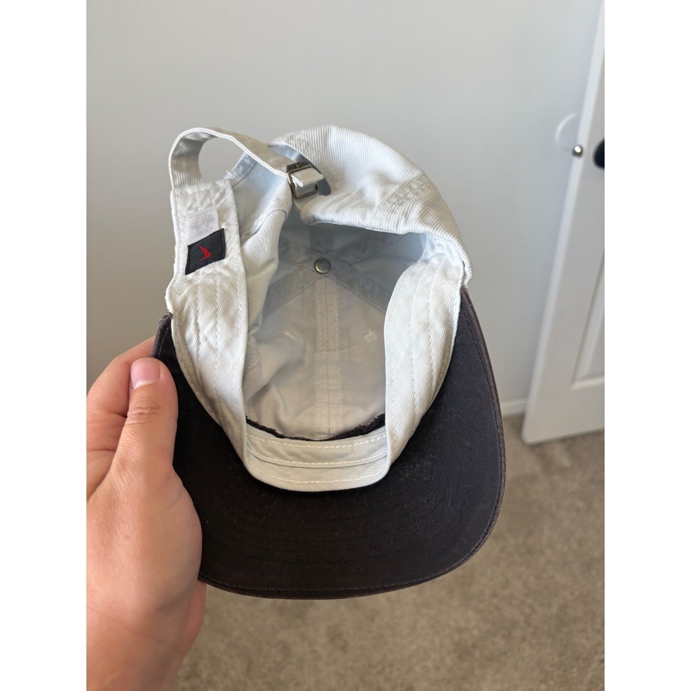 Vintage Nike Hat – White with Yellow & Black Details – Adult Size - Picture 4 of 5